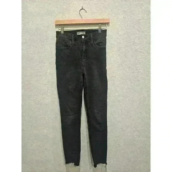 Madewell Denim - Madewell Curvy Roadtripper Size 25